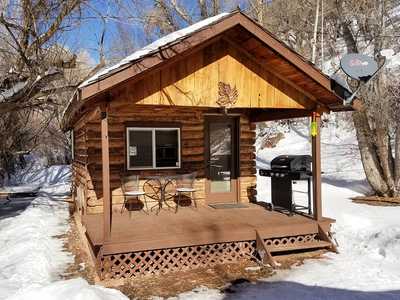 Taylor Creek Cabins Studio Cabin